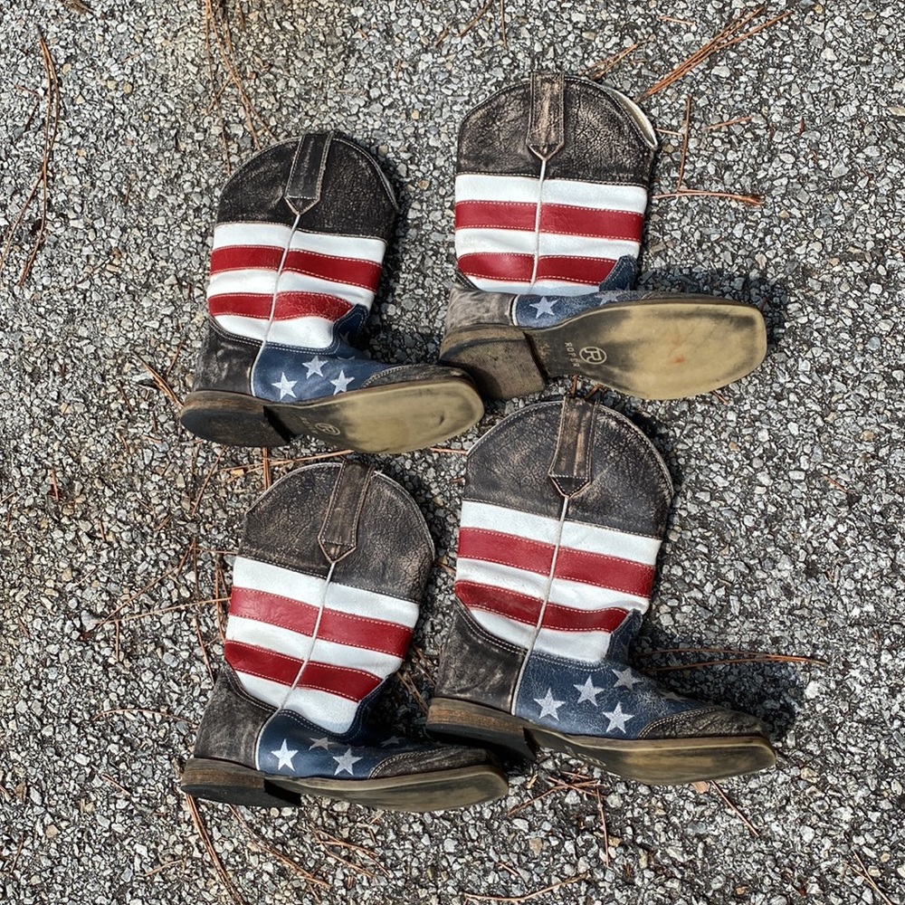 Listing one pair kids boots! Cowboy / Cowgirl 4th of July America Size 1